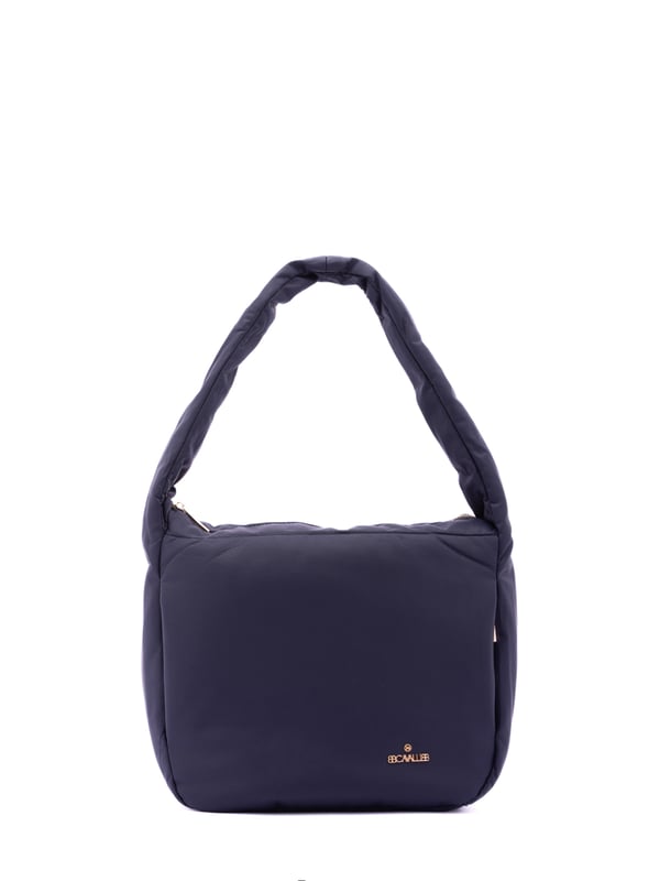 Bolso bandolera para mujer. El cierre es con cremallera. Los bolsillos internos son uno con cremallera y dos abiertos. Hay dos bolsillos externos con cremalleras a los lados. Falta la correa para el hombro. El asa es de tela. Hay un compartimento interno. El material exterior es tela. Internamente está forrado en poliéster. Medidas: 33x30x12 cm. Producto de moda