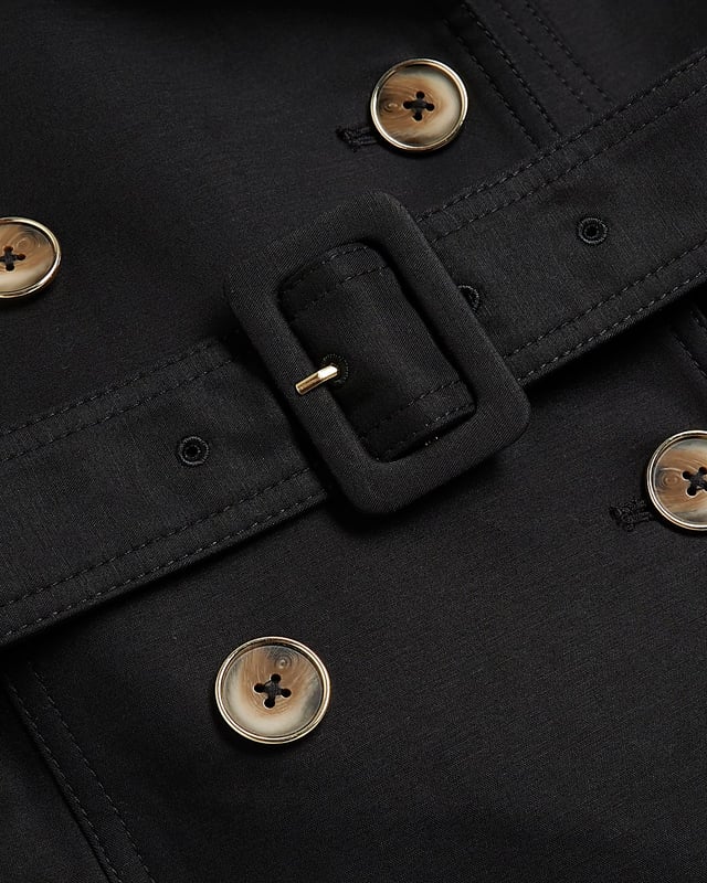 Cotton fabric, Fitted, Double breasted, Decorative buttons, Belted, Long sleeves