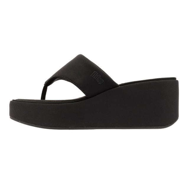 Verhoog je stijl met platform sleehak teenslippers. Met een duurzaam nylon bovenwerk en een zacht microvezel voetbed voor de hele dag comfort. Ontworpen met een slipbestendige rubberen buitenzool voor stabiliteit en grip.