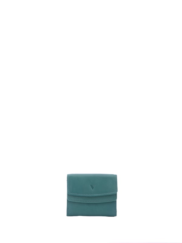 Damenbrieftasche mit Druckknopfverschluss. Innentaschen für Kartenhalter, Geldscheinhalter und Münzhalter. fehlende Außentaschen. fehlender Schultergurt. fehlender Griff. zwei Innenfächer.  Außenmaterial. Innen mit Polyester gefüttert. Maße: 9x8x2 cm. Modeprodukt