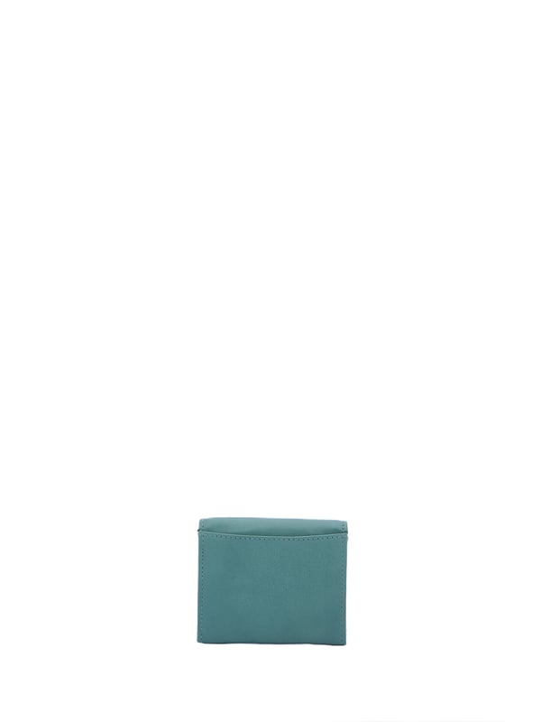 Damenbrieftasche mit Druckknopfverschluss. Innentaschen für Kartenhalter, Geldscheinhalter und Münzhalter. fehlende Außentaschen. fehlender Schultergurt. fehlender Griff. zwei Innenfächer.  Außenmaterial. Innen mit Polyester gefüttert. Maße: 9x8x2 cm. Modeprodukt