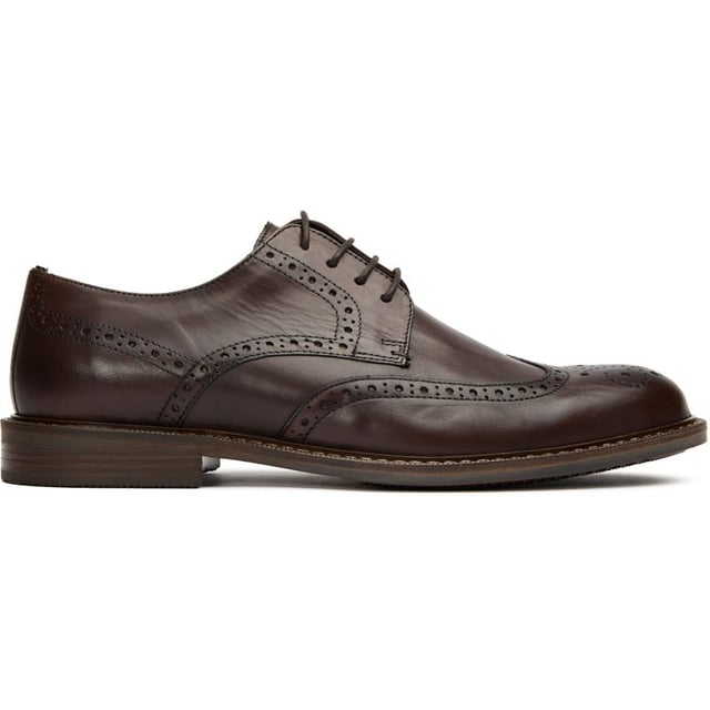 Zapatos brogue Barry de Soletrader para hombre, color marrón, fabricados en piel y suela sintética. Presentan detalle brogue y parte superior de piel.