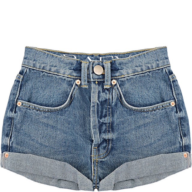 The RAEY Women's Organic Blend Rivet Shorts in Blue combine sustainable fashion with modern design. Made from an eco-conscious blend of 87% organic cotton and 13% recycled cotton, these shorts offer a soft, durable feel while minimizing environmental impact. The rivet detailing adds a stylish, edgy touch, while the classic blue wash ensures versatility and easy pairing with any wardrobe staple. Whether you're dressing them up with a blouse or keeping it casual with a tee, these shorts are the perfect summer essential for any eco-conscious fashionista.
