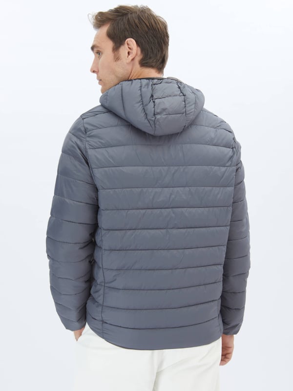 KİP bereichert Ihr tägliches Leben mit hochwertigen Materialien und innovativen Designs und bietet Ihnen sowohl Komfort als auch Stil. Unsere Produkte zeichnen sich durch ihre Langlebigkeit und Funktionalität aus, während sie gleichzeitig mit ästhetischen Details überzeugen. KİP bietet moderne und ergonomische Lösungen für den täglichen Gebrauch, die Qualität und Eleganz vereinen.
