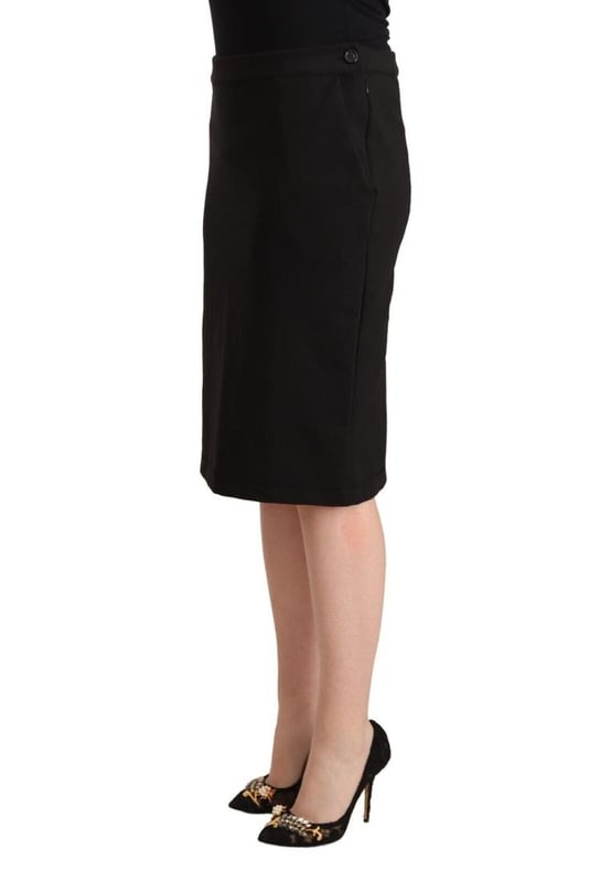 Merk: GF Ferre
  Materiaal: 72% polyester 23% viscose 5% elastaan
  Kleur: Zwart
  Stijl: Potlood
  Lengte: Knie
  lengte
  Sluiting: Rits aan de zijkant
  Details: Logo versieringen