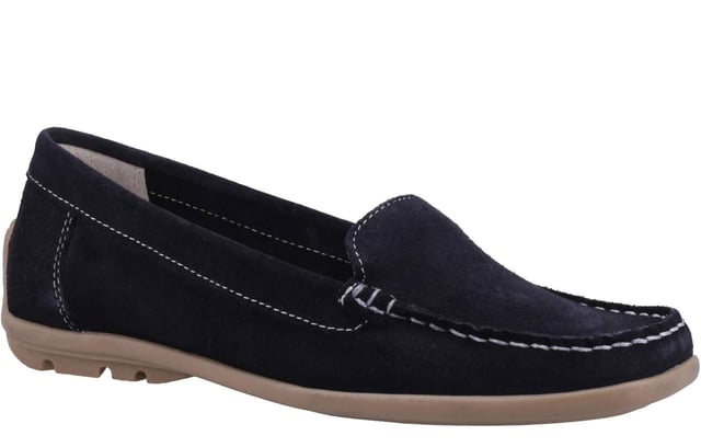 The Torella summer slip-on moccasin from Riva is a stylish and comfortable choice for warm weather. Crafted from luxurious Portuguese suede, this moccasin features a soft leather insole for all-day comfort. The rubber outsole provides excellent grip, ensuring stability and traction throughout those sunny summer days.- Suede leather upper- Slip-On fit- Leather inner- Durable rubber outsole- Riva branding