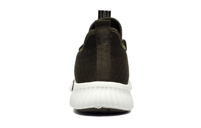 Made with a fly-knit elasticated synthetic, these Crosshatch Rideout men's trainers feature woven branded taping to the tongue.
- Flyknit elasticated symthetic upper
- Heel and tongue tab for easy on/off wear
- Mesh lining
- PVC outsole
- Crosshatch branding throughout