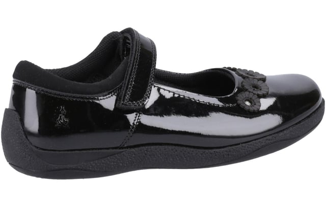Hush Puppies Christina Senior School Shoes The Christina Senior School Shoe combines elegance and practicality with its classic design. Featuring a simple touch fastening strap for easy wear, the enhanced heel guard provides extra scuff protection, while decorative flowers at the toe add a charming touch. The double-dyed real leather upper helps reduce scuff marks, and the breathable textile sock and Micro-Fresh lining keep feet fresh and comfortable. With a durable outsole and 1.8cm heel, the Christina shoe is perfect for school days that demand both style and durability.- Patent leather upper
- Micro-Fresh textile lining
- Touch fastening strap
- Hardwearing and durable outsole
- Heel height of 1.8cm
- Hush Puppies branding