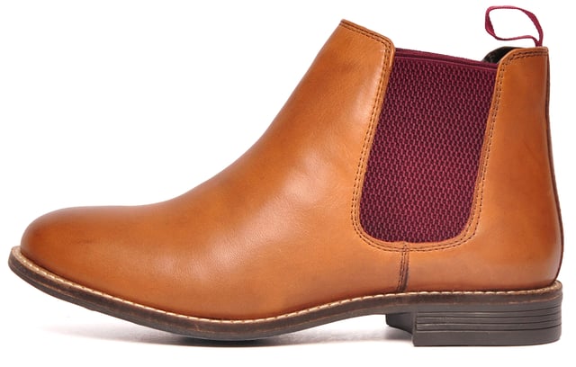 These Silver Street London Sadie Chelsea boots have been engineered in a premium leather. They feature a mid-cut boot style with elasticated gussets to the side for easy slip on wear and the upmost in comfort. The upper is made from a premium leather which is soft, supple and durable for everyday wear. A soft lining also provides added comfort for your feet while and the slim rubber outsole with a textured tread is highly durable and provides grip on a wide variety of surfaces. 
 - Premium leather upper 
 - Classic dealer boot styling 
 - Elasticated side gussets
 - Slip on design equipped with a heel pull tab 
 - Sumptuous, cushioned insole 
 - Soft textile and leather lined inner 
 - Highly durable outsole 
 - Silver Street London branding