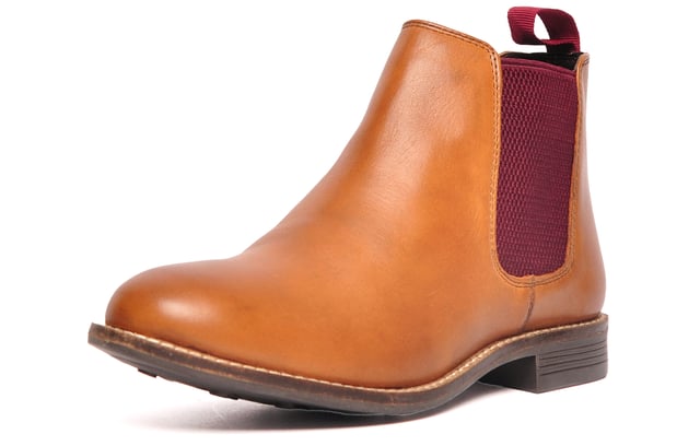 These Silver Street London Sadie Chelsea boots have been engineered in a premium leather. They feature a mid-cut boot style with elasticated gussets to the side for easy slip on wear and the upmost in comfort. The upper is made from a premium leather which is soft, supple and durable for everyday wear. A soft lining also provides added comfort for your feet while and the slim rubber outsole with a textured tread is highly durable and provides grip on a wide variety of surfaces. 
 - Premium leather upper 
 - Classic dealer boot styling 
 - Elasticated side gussets
 - Slip on design equipped with a heel pull tab 
 - Sumptuous, cushioned insole 
 - Soft textile and leather lined inner 
 - Highly durable outsole 
 - Silver Street London branding