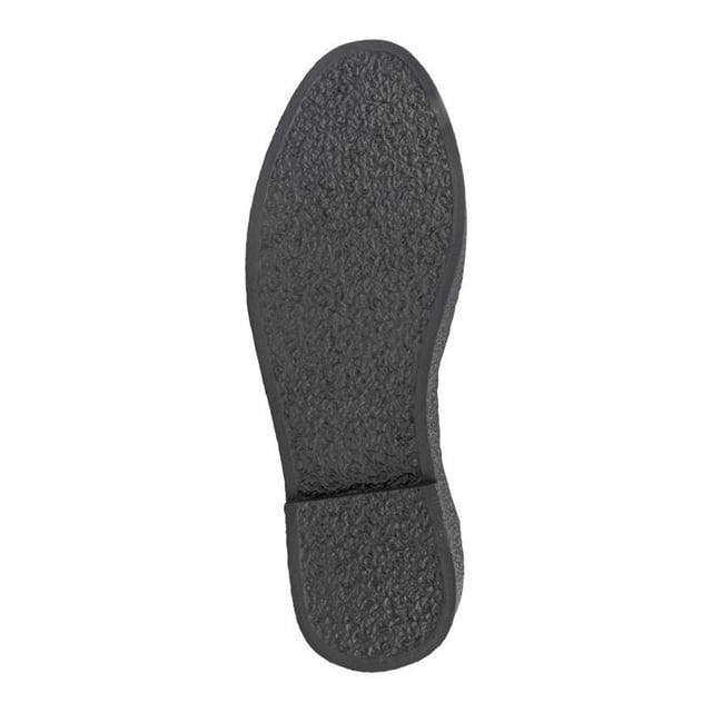 The Roamers Revolver Men's Desert Boots are crafted from luxurious real suede, offering a sleek and stylish look. Featuring a durable TPR (thermoplastic rubber) sole, these boots provide excellent grip and comfort, making them perfect for both urban adventures and outdoor excursions. The combination of high-quality suede and a sturdy sole ensures lasting wear and a timeless design.
- Suede leather upper
-Durable TPR sole provides excellent grip
- Ideal for casual and outdoor wear
- Durable outsole
- Roamers branding
