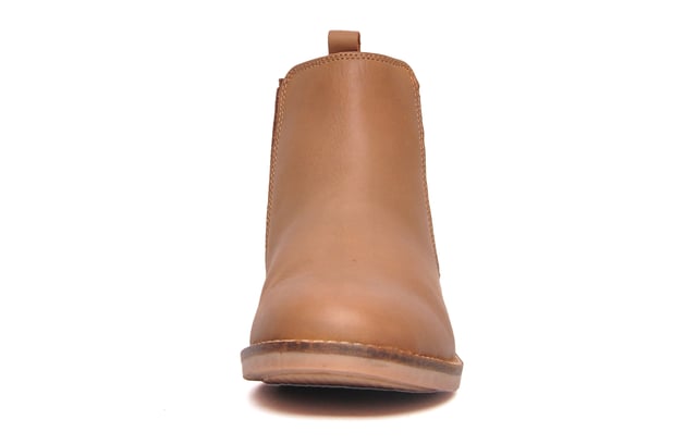 An effortless designer boot from the Silver Street London range. The Jenny has a premium leather upper with elasticated side panels and a heel pull tab delivering easy on off wear while not compromising on style. Stunningly crafted with designer detailing throughout with a hard-wearing rubber out sole and soft padded inner designed to keep you comfortable and fresh in a Chelsea boot that will never go out of fashion! This ankle boot will give you a confident step delivering head turning style wherever you go. 
 - Premium leather upper
 - Heel pull tab for easy on / off wear
 - Elasticated gussets for easy slip on wear
 - Padded footbed for long lasting comfort
 - Designer stitch detailing
 - Durable rubber outsole
 - Silver Street London branding