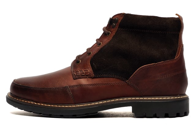 The Santa Fe from Catesby England leather boot offers unique urban styling combined with practicality and edge for any modern day mans outfit. The durable rubber sole adds a masculine edge to your outfit combined with a hiker styled lacing system to make a style statement whilst keeping the Catesby England Santa Fe securely in place for comfortable wear. This ankle boot also features a padded cuff for sumptuous wear and is guaranteed to turn heads for all the right reasons.
 - Premium leather / suede mix upper
 - Padded heel and ankle collar
 - Heel tab for easy on / off wear
 - Stitched sole / upper unit
 - Full lace up secure closure
 - Hiker style lacing system
 - Durable rubber outsole