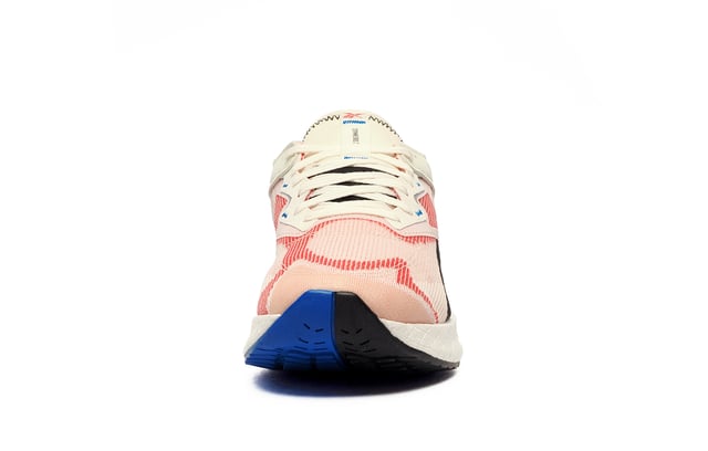 Designed for high performance wear, these Floatride Energy Symmetros 2 womens running shoes are ready for anythingfrom country roads to park trails and local tracks. Featuring a breathable mesh upper to keep your feet cool, theyre built to handle long runs, intervals, and everything in between. Floatride Energy Foam delivers supportive, responsive cushioning for a smooth, comfortable ride. A secure lace closure ensures a snug fit, while a padded ankle collar and heel provide added comfort. The durable high-traction outsole offers reliable grip, and Reebok branding completes the sleek design.
 - Made with recycled materials 
 - Three layer textile uppers 
 - Floatride energy foam cushioning 
 - Secure lace closure 
 - Padded ankle collar and heel 
 - Durable high traction outsole 
 - Comfort cushioning insole 
 - Reebok branding throughout
