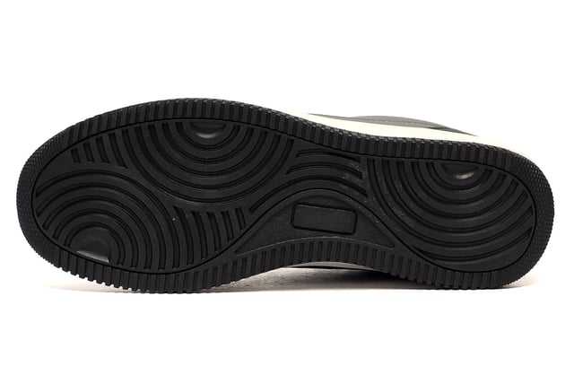 These Crosshatch Toribio Trainers are designed with both style and functionality in mind. They feature a sleek design that can easily be paired with a variety of outfits, making them perfect for everyday wear. The lace-up closure ensures a secure and adjustable fit, while the comfortable inner lining provides all-day comfort.
 The durable outsole is built for traction, offering a stable grip on various surfaces, making them perfect for both casual outings and active wear. With a combination of breathable materials and lightweight construction, these Toribio Trainers deliver comfort and style that lasts throughout your busy day.
 - Lace-up closure
 - Comfortable inner lining
 - Padded tongue, heel & ankle collar
 - Comfort cushioned insole
 - Durable grip sole
 - Crosshatch branding
