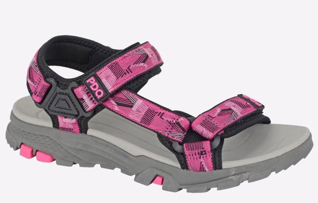 Designed to give you a fit and feel like no other. These PDQ Cove sandals are designed with a 2 point secure closure, padded in step and a durable tredded outsole to ensure that your foot stays secure, comfortable and moving at all time
- Textile upper
- Duel point closures
- Padded footbed
- Durable rubber outsole
- PDQ Branding