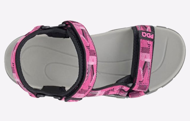 Designed to give you a fit and feel like no other. These PDQ Cove sandals are designed with a 2 point secure closure, padded in step and a durable tredded outsole to ensure that your foot stays secure, comfortable and moving at all time
- Textile upper
- Duel point closures
- Padded footbed
- Durable rubber outsole
- PDQ Branding