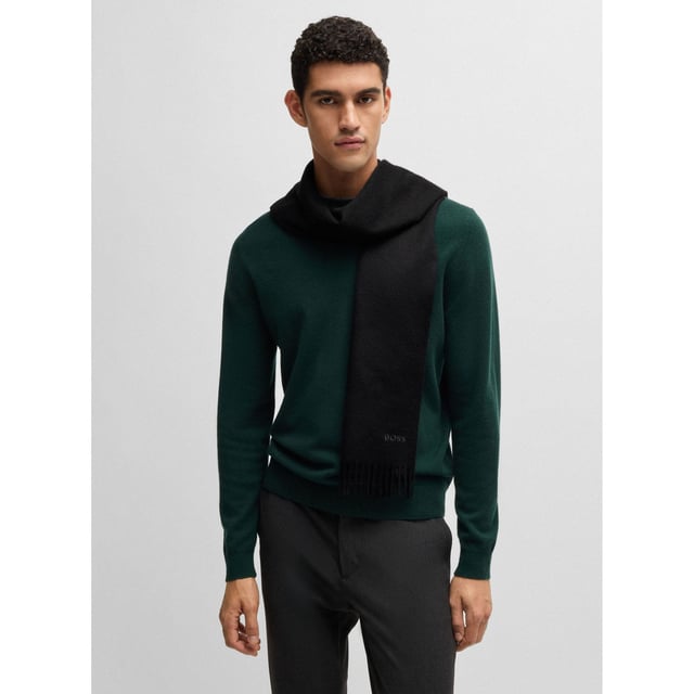 Heren BOSS Scottas sjaal van Italiaans kasjmier met franjes en geborduurd logo in zwart.Een kenmerkende sjaal met een geborduurd logo van BOSS. Met zachte franjes is dit accessoire gemaakt van 100% Italiaans kasjmier.- Afmetingen: 190 x 28cm.- 100% kasjmier.  Handwas- Ref: 50519832-001