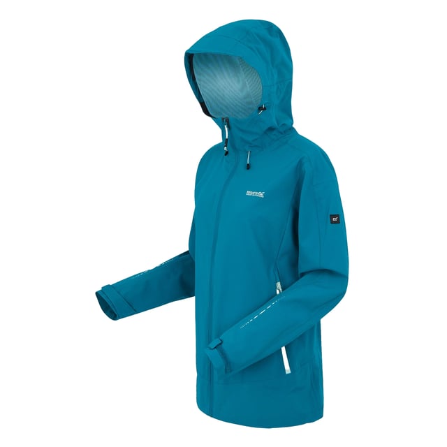 Materiaal: Gerecycleerd polyester. Stof: Ripstop, Stretch. Ontwerp: Logo, eenvoudig. Stoftechnologie: Ademend, Duurzaam, DWR Finish, Isotex 15000, Lichtgewicht, Waterafstotend, Waterdicht, Winddicht. Halslijn: Kap, staande kraag. Manchet: Haak en Lijn Riem. Mouwtype: Met lange mouwen. Getapete naden, Mesh panelen onder de armen, Ritsen onder de armen. Kapkenmerken: Verstelbaar, Gegroeid op Kap, Technisch. Zakken: 2 Onderzakken, 1 Binnenzak, Ritssluiting. Bevestiging: Volledige ritssluiting. 10000g/m²/24hrs. 8 UK: 32 in. 10 VK: 34 in. 12 VK: 36 in. 14 VK: 38 in. 20 VK: 45 in. 18 VK: 43 in. 16 VK: 40 in.