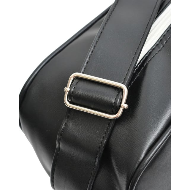 Material: PU. Width: 40cm. Height: 30cm. Compartments: 1 Main Compartment, Zipped Compartment. Adjustable Shoulder Strap, Branded Zip Pull, Front Zipper Pocket. Design: Contrast, Logo, Printed. Front Panels. Fastening: Zip.