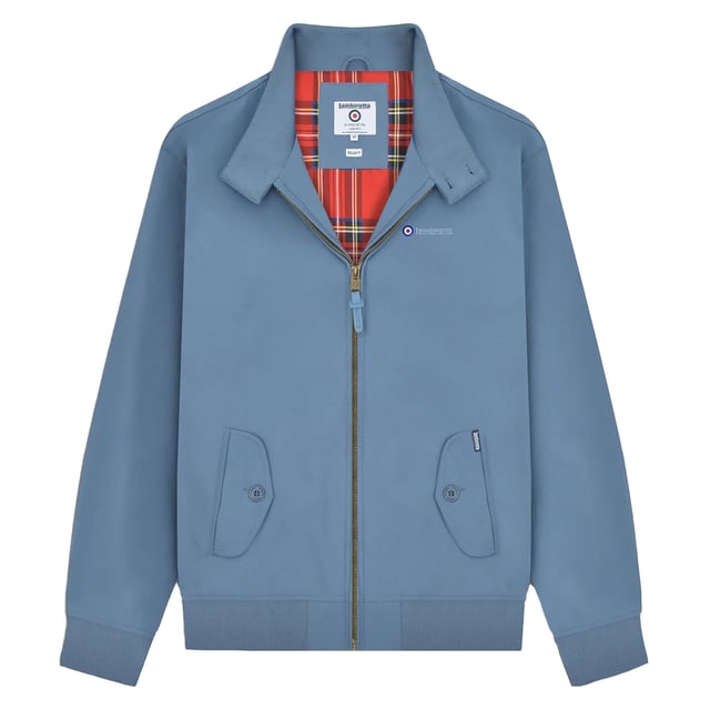 100% Polyester. Lining: Contrast, Tartan. Design: Embroidered Logo. Fabric Technology: Shower Resistant. Branded Buttons, Branded Zip Pull, Rolled Seams, Tone On Tone Button. Neckline: Buttoned, Standing Collar. Cuff: Fitted. Sleeve-Type: Long-Sleeved. Fit: Regular. Pockets: 2 Side Pockets, Buttoned. Fastening: Full Zip. Hem: Fitted. Please Note: Keep Away From Fire. S: 44.5in. M: 47 in. L: 49.5 in. XL: 52 in. XXL: 54 in. 3XL: 56.5 in. 4XL: 59 in.