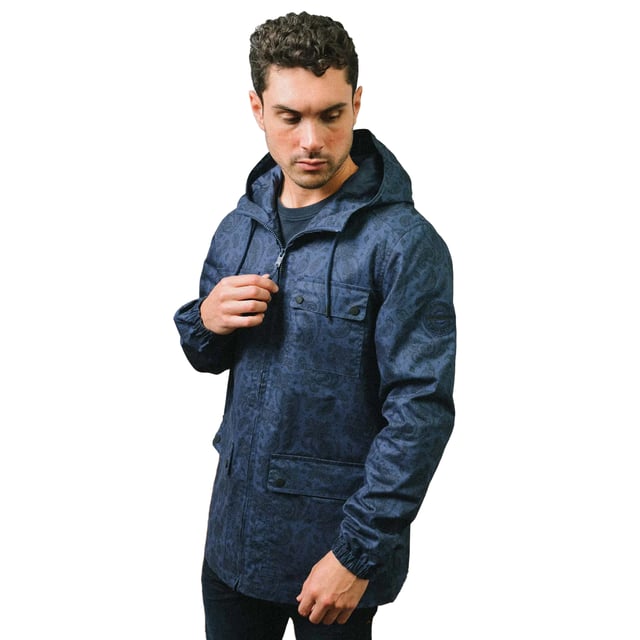 100% Polyester. Design: All-Over Print, Paisley. Badge. Cuff: Elasticated. Neckline: Hooded. Sleeve-Type: Long-Sleeved. Hood Features: Drawcord, Sew-On. Pockets: 2 Chest Pockets, 2 Front Pockets, Flap Closure, Inner. Fastening: Full Zip. S: 43.5 in. M: 45.5 in. L: 47.5 in. XL: 49.5 in. XXL: 51 in. 3XL: 53 in. 4XL: 55 in.