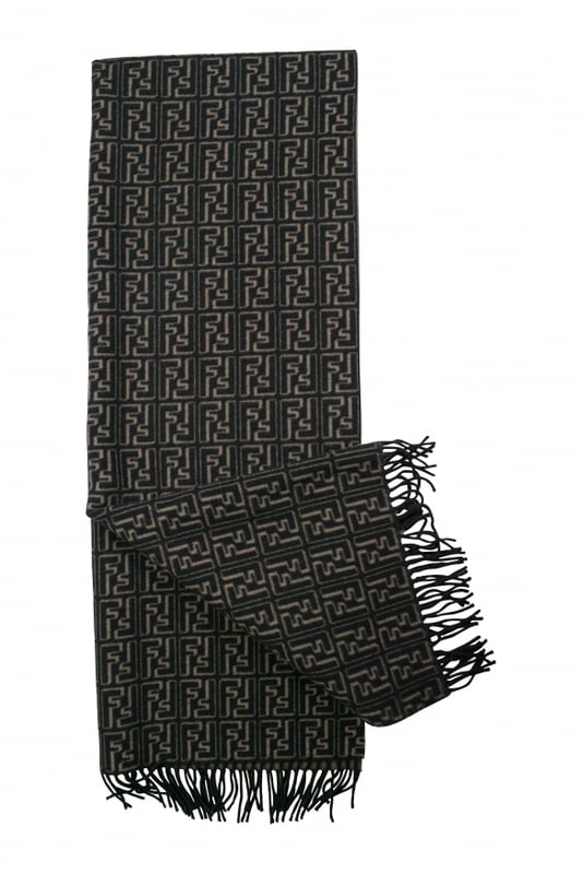 Bufanda de lana negra de Fendi.Lateral personalizado con estampado FF beige y negro.Efecto 3D.El otro lado es negro liso.Made in Italy.