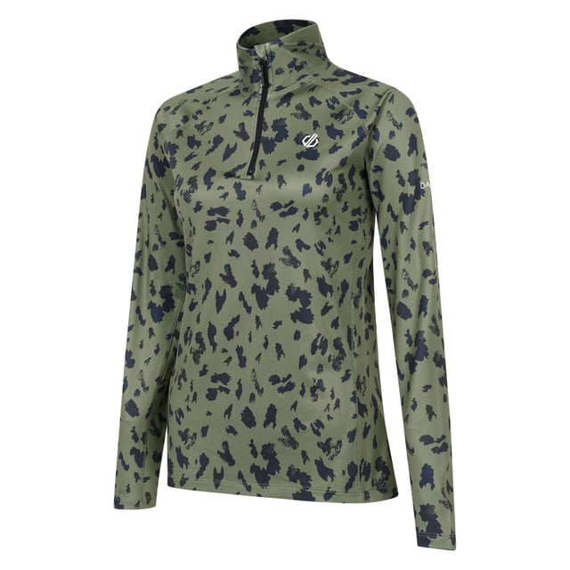 The Divulge Lightweight Midlayer. Made from recycled super-stretchy fabric, for quick-drying comfort all day long. High neck design with quarter-zip to let the air in when you need it. The perfect layering piece. This product recycled 14 plastic bottles. Material: 97% Polyester (Recycled), 3% Elastane. Ref: DWL45142R.