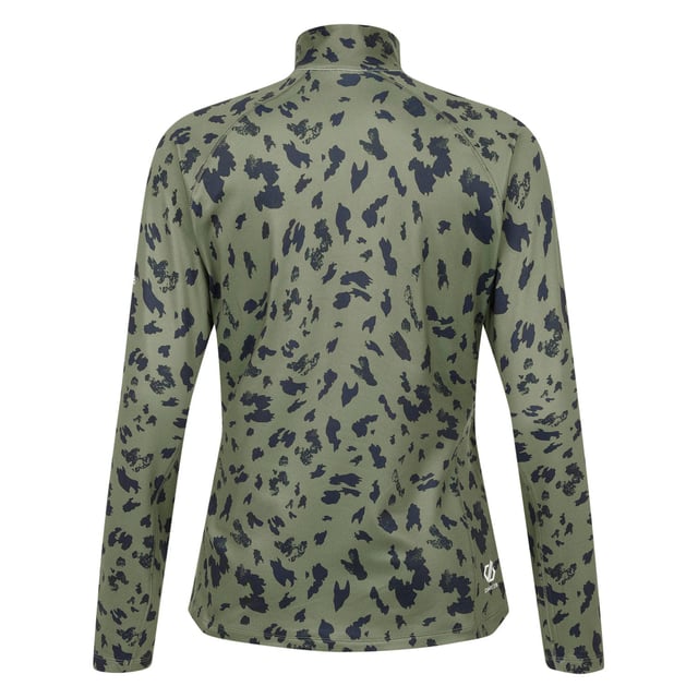 The Divulge Lightweight Midlayer. Made from recycled super-stretchy fabric, for quick-drying comfort all day long. High neck design with quarter-zip to let the air in when you need it. The perfect layering piece. This product recycled 14 plastic bottles. Material: 97% Polyester (Recycled), 3% Elastane. Ref: DWL45142R.