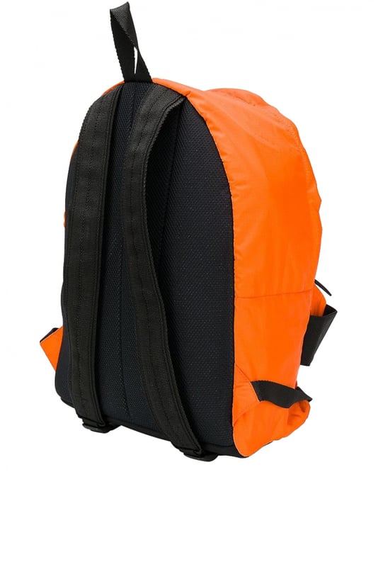 Heron Preston rugzak van oranje stof.Groot vak met rits.Klein vak met rits aan de voorkant.Klein zwart handvat aan de bovenkant.Verstelbare zwarte bandjes.Patch met  Стиль  inscripties op het voorvak.Afmetingen: 33x44x14cm.Gemaakt in Italië.