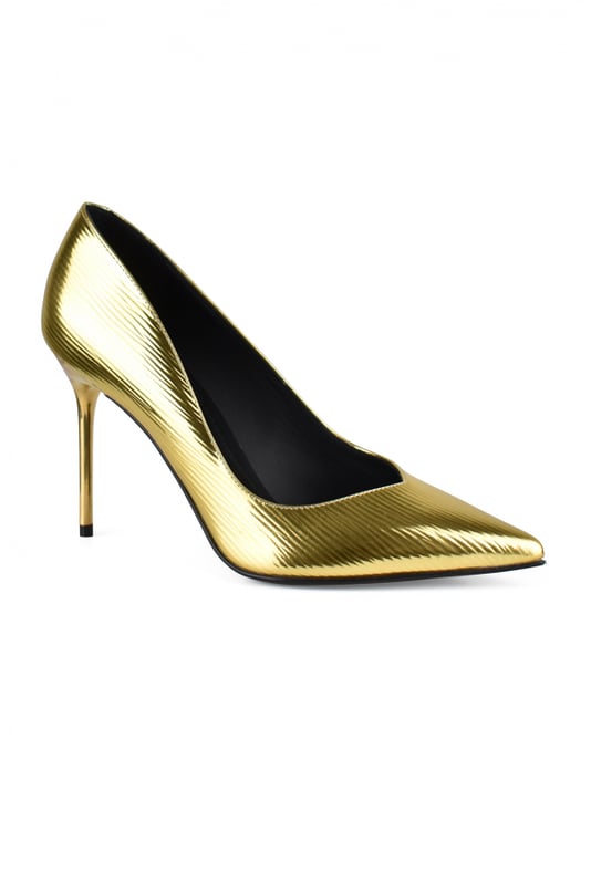 100 mm Metallic-Pumps von Balmain.Aus goldfarbenem Leder.Spitze Spitze an der Spitze.Hoher Pfennigabsatz.Made in Italy.