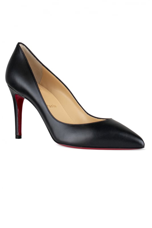 Zapatos de tacón Christian Louboutin Pigalle de piel negra.Puntera en punta.Tacón de 8,5 cm.Suela roja.Made in Italy.