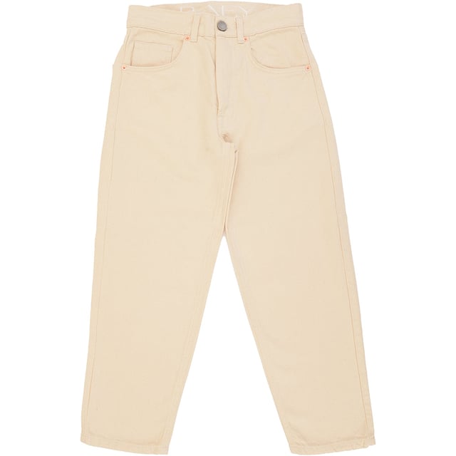 100% organic cotton. Raeyâ€™s black jeans have a relaxed fit that sits low on the waist, evoking the labelâ€™s laid-back vision. Theyâ€™re made from rigid organic-cotton denim with cropped carrot-fit legs. Raey fuses sharp silhouettes with luxury fabrics to create clean, minimal and effortless pieces for contemporary women as featured in Marie Claire, Elle and Stella.