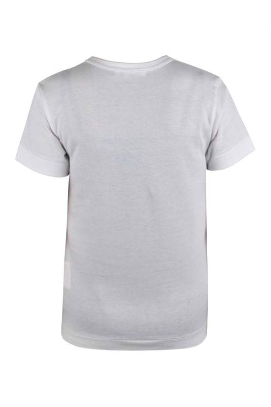 Comme des Garçons T-shirt van wit katoen.Twee overlappende geborduurde patches met rood hartlogo op de borst.Ronde kraag.Korte mouwen.