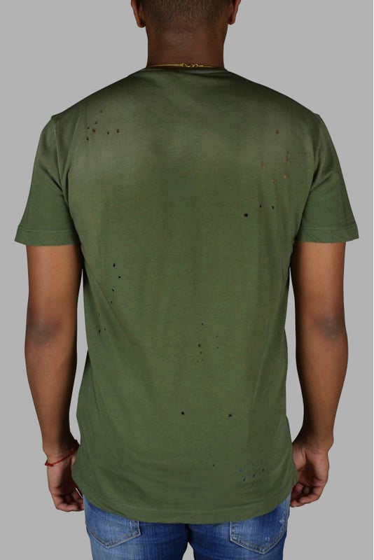 Camiseta de manga corta caqui Dsquared.Inscripciones impresas en negro.Efecto agujero.100% algodón.Made in Italy.