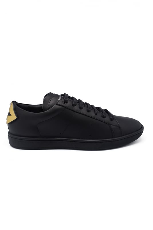 Sneakers Saint Laurent Court Classic SL/01 Short de piel negra.Labios de piel de serpiente en la parte posterior.Suela de goma.Made in Italy.