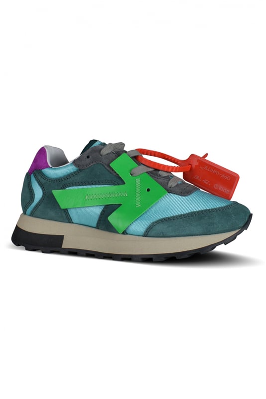 Sneakers HG Runner en azul, beige, rosa y amarillo de Off-White.Iconic Zip Tie en rojo.La icónica flecha rosa en el lateral.Dedo del pie de almendra. Cierre frontal con cordones.Material: cuero y tela.Suela de goma.Made in Italy.