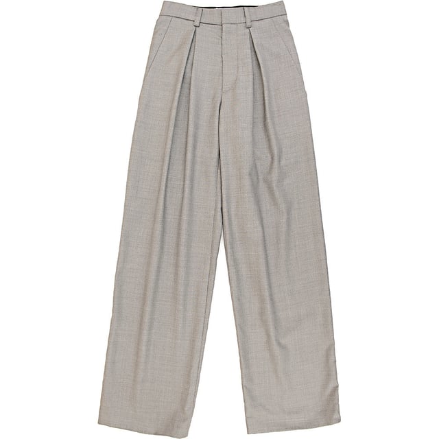 100% Organic Cotton. Raey's trousers will bring a composed look to muted edits. They're made in the UK with inverted box pleats at the waist and fall to wide legs, then are finished with back welt pockets