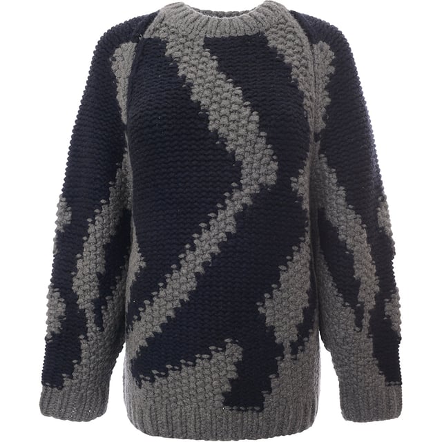 70% recycled cashmere, 25% cashmere, 5% merino wool. A geometric pattern provides visual intrigue to Raey's jumper, hand-knitted from a blend of soft cashmere and extra fine merino wool