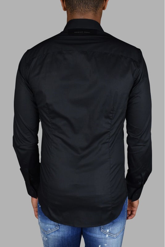 Camisa negra LS Skull Philipp Plein.Botones negros en forma de calavera.96% algodón y 4% elastano.Made in Italy.