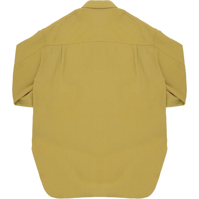 100% ORGANIC COTTON. The Raey Army Shirt is a versatile and stylish piece that embodies a casual yet refined look. This shirt is typically made from high-quality cotton or cotton blends, ensuring both comfort and durability. It features a classic button-down design with a relaxed fit, making it perfect for layering or wearing on its own