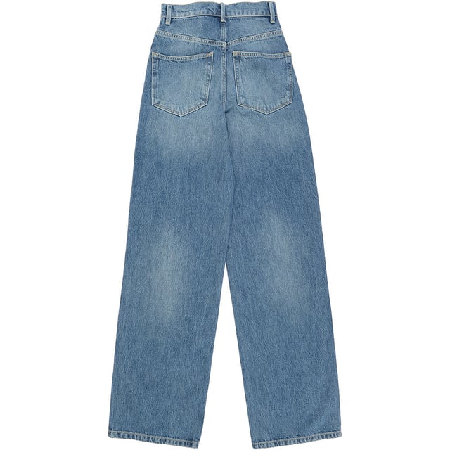 The RAEY 90s High-Waisted Organic Blend Wide Leg Jean in Blue combines retro-inspired design with modern sustainability. Made from 87% organic cotton and 13% recycled cotton, these jeans offer a soft, breathable feel while minimizing your environmental footprint.

With their high-waisted fit and wide-leg silhouette, these jeans embrace the effortless style of the '90s, providing a flattering and comfortable look. The timeless blue wash adds versatility, making them perfect for everything from casual outings to more polished looks. Whether paired with a simple tee or a tailored blouse, these jeans are an essential addition to any wardrobe.

Key Features:

Crafted from 87% organic cotton and 13% recycled cotton for a sustainable, eco-friendly feel

High-waisted, wide-leg design for a flattering and relaxed fit

Classic blue wash for a versatile, timeless look

Ideal for both casual and smart-casual styling

Soft and breathable fabric for all-day comfort

A perfect blend of vintage charm and eco-conscious design, these jeans are made for effortless style with a sustainable edge.