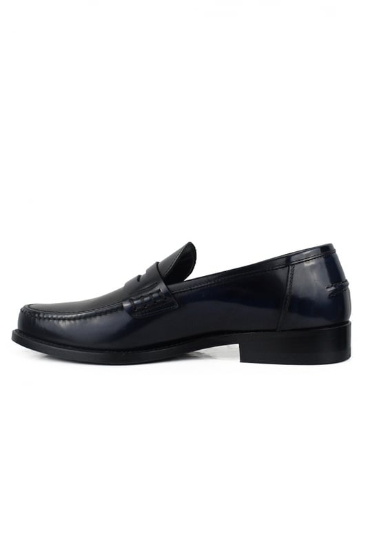 Blauwe glanzende leren mocassins.100% kalfsleer.Leren zool.Handgemaakte schoenen.Gemaakt in Italië.