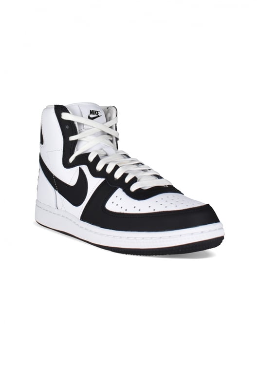 Knöchelhohe Terminator Sneakers von Comme Des Garçons Play x Nike.Aus schwarzem und weißem Leder.Signature Swoosh-Logo auf der Außenseite.  Nike X CDG Logo auf der Ferse.Perforationsdetails an der Spitze.Zunge mit Logo-Patch.Verschluss mit Schnürsenkeln.Sohle aus Gummi.