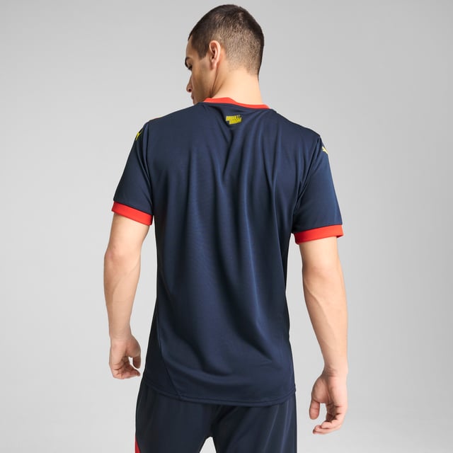 PRODUCT STORY: Gear up and show your allegiance to Girona FC with the official 24/25 Away Jersey. It features mesh panels and moisture-wicking dryCELL tech to keep you feeling cool and comfortable. FEATURES & BENEFITS: dryCELL: Performance technology designed to wick moisture from the body and keep you free of sweat during exercise; As part of the RE:FIBRE program, this garment is made of at least 95% recycled material from textile waste and other used materials. DETAILS: Regular fit; 170 gsm, Jacquard; Mesh inserts; V-neck; Short sleeves; Official team branding.  Our model is 183 cm tall and is wearing size M UK.