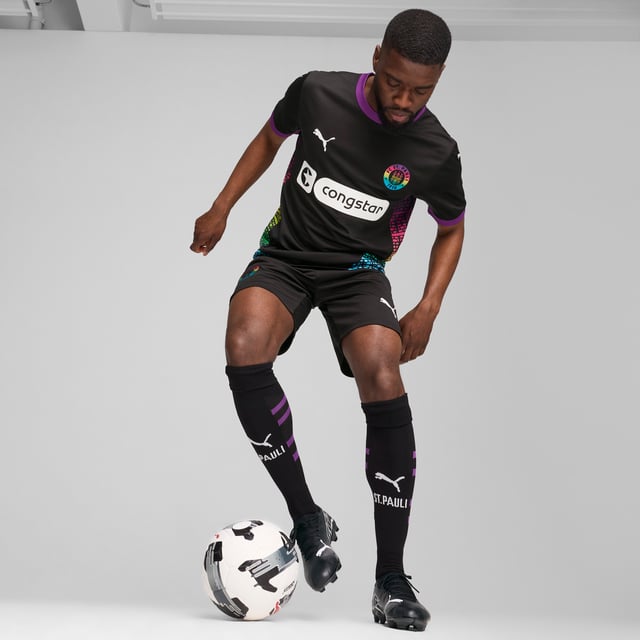 PRODUCT STORY: Gear up and show your allegiance to FC St. Pauli with the 24/25 Third Jersey. It features mesh inserts and moisture-wicking dryCELL tech to keep you feeling cool and comfortable. FEATURES & BENEFITS: dryCELL: Performance technology designed to wick moisture from the body and keep you free of sweat during exercise; As part of the RE:FIBRE program, this garment is made of at least 95% recycled material from textile waste and other used materials. DETAILS: Regular fit; 170 gsm, Jacquard; Mesh inserts; Crew neck; Short sleeves; Official team branding; 100% Recycled Polyester.