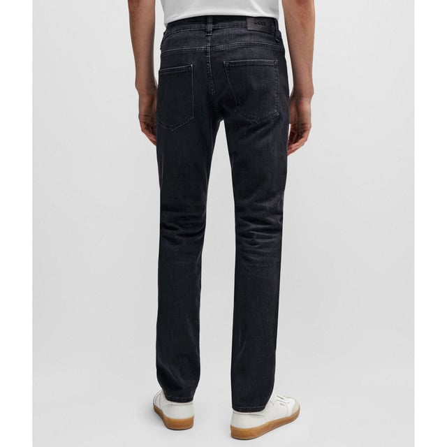 Regular-rise jeans cut to a slim fit with a straight leg in black Italian denim with a cashmere-like softness by BOSS Menswear. Fit: Slim fitBottom standard closure: Zip closureFit foot width: 35.4 cmFit rise: Regular riseFit length: Standard lengthOccasions: LeisureOccasions: WeekendOccasions: DayPockets bottom back: Patch pocketPockets bottom front: Side pocketsFit leg shape: Straight legFit: Slim fitBottom standard closure: Zip closureFit foot width: 35.4 cmFit rise: Regular riseFit length: Standard lengthOccasions: LeisureOccasions: WeekendOccasions: DayPockets bottom back: Patch pocketPockets bottom front: Side pocketsFit leg shape: Straight leg92% Cotton2% Elastane6% Elastomultiester