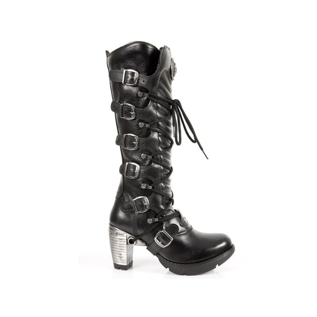 Part of the popular Trail collection, this high boot features a curved platform, which creates a stylish and unique aesthetic. The secure lace closure features metallic buckles running alongside the fastening and for a unique look the laces run through the heel, which is raised and is implemented with metal to give this shoe a bold presence. For added comfort the lining features soft leather and the shoe itself can be taken on and off with the aid of a side zip fastening. , Heel Height -9cm, Platform Height - 3cm, Shaft Height - 33cm, Outer Material - Cow Hide Leather