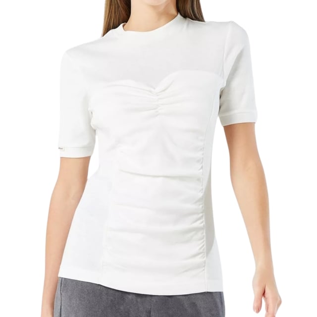 Weißes Nike-T-Shirt, Nike-Logo auf der Rückseite, Rundhalsausschnitt, kurze Ärmel, 60 % Baumwolle, 20 % Polyester, 20 % Viskose, hergestellt in Kambodscha, Sportoberteil, Fitnessstudio-Bekleidung