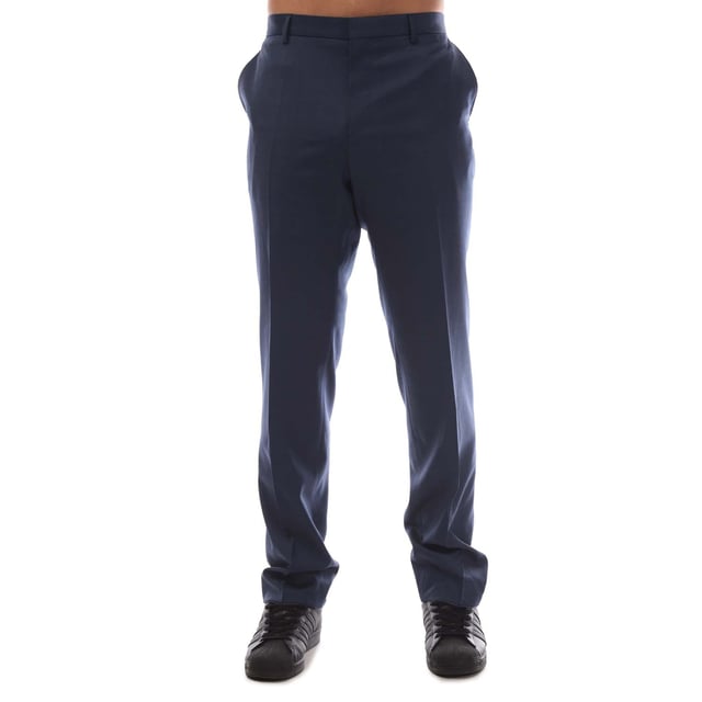 Men's Boss Ben Trousers. Hook eye and zip fastening.- Side pockets.- Back pockets.- Belt loops.- Slim fit. Material: 100% Virgin Wool. Ref: 50417438417.